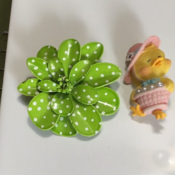 Jewelry - Vintage Enamel Brooches sweet